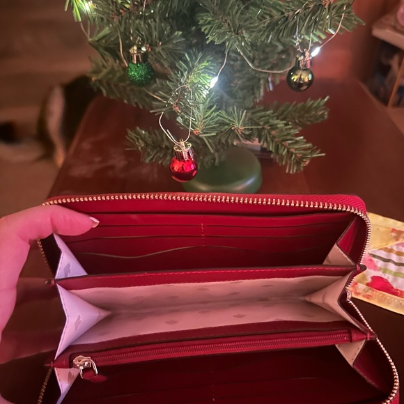 Red Kate Spade purse - Picture 7 of 9